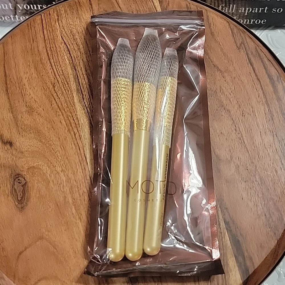 MOTD Cosmetics Gold Goddess   Trio Brush Set